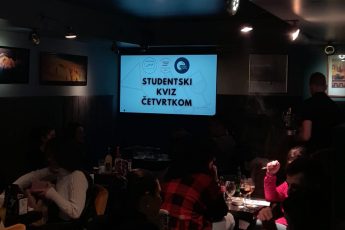 Slika u trenutku prije igranja kviza