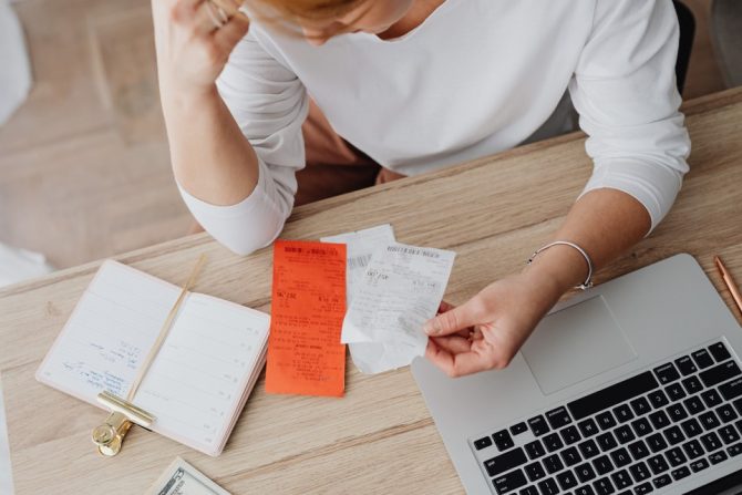 računi, inflacija i plaće